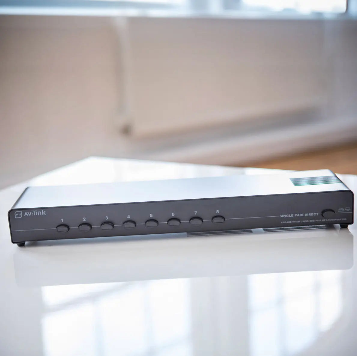 AV:Link (UK version) 8-way loudspeaker selector