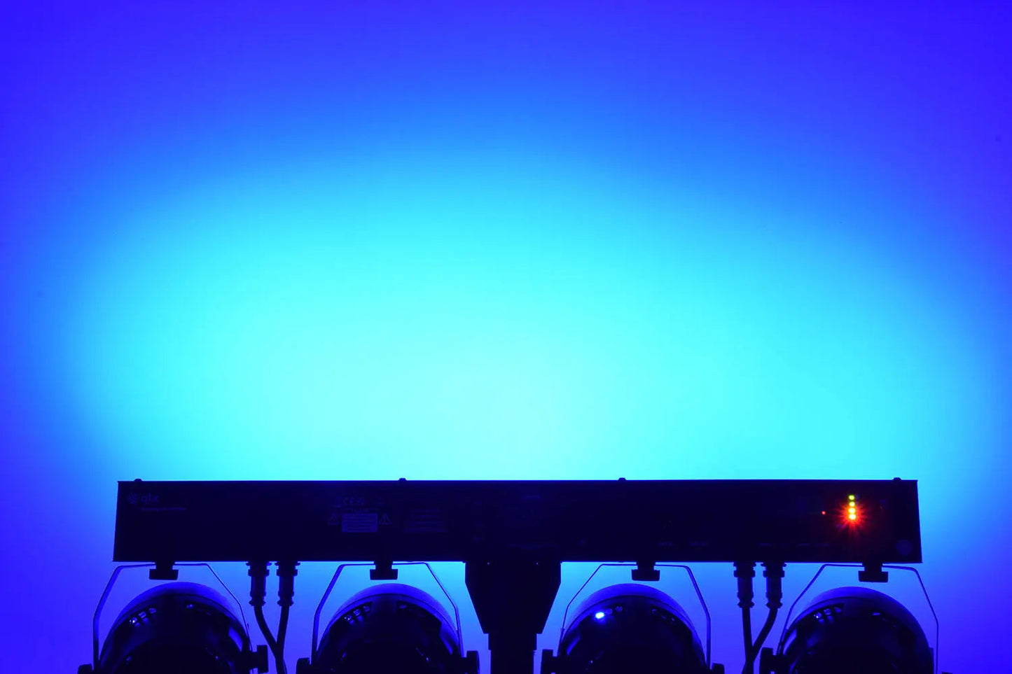 QTX Rechargeable LED PAR Bar with Tripod