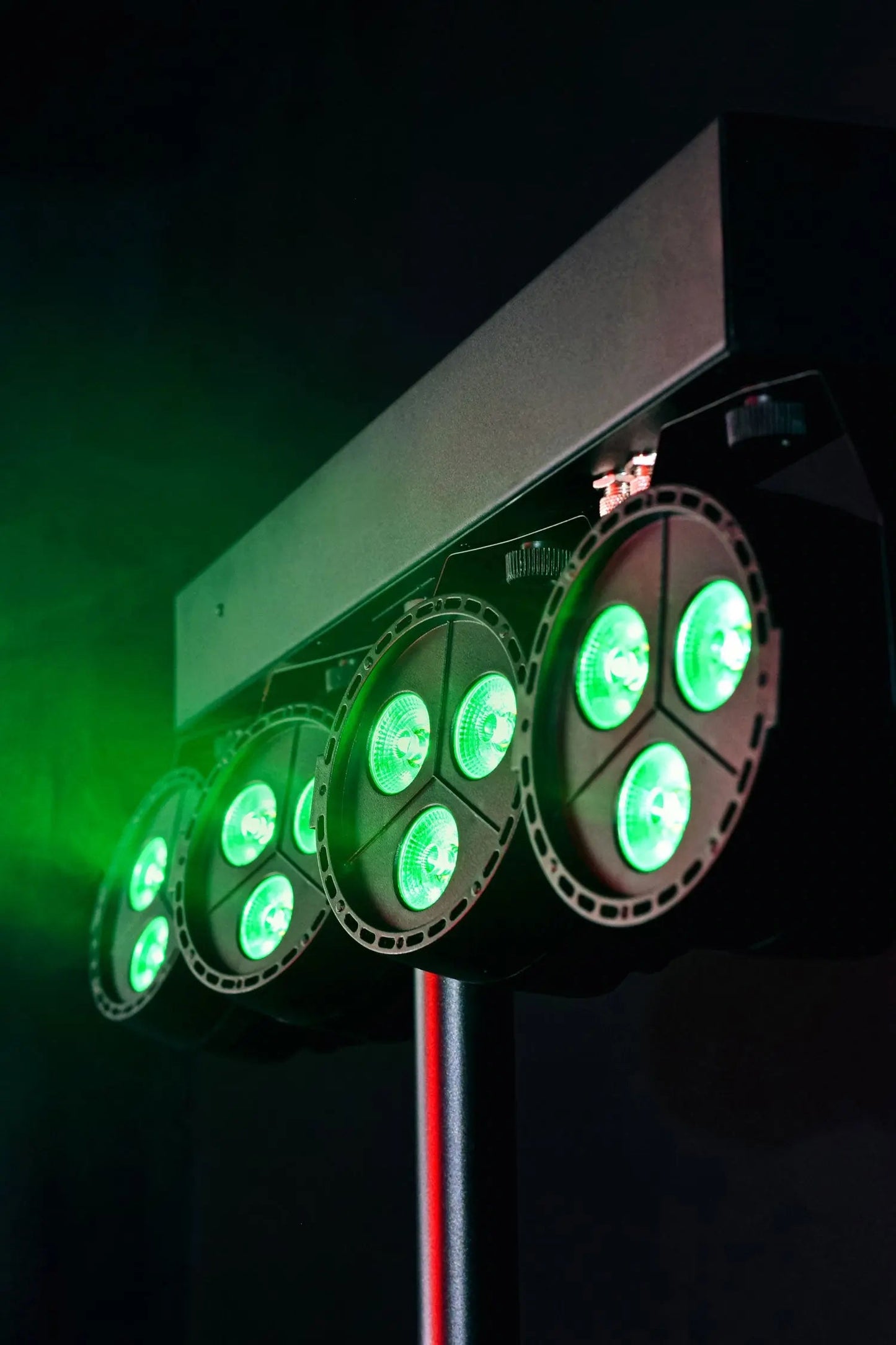 QTX Rechargeable LED PAR Bar with Tripod