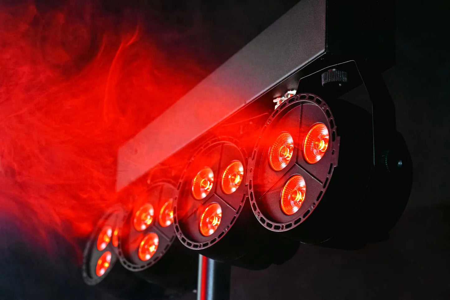 QTX Rechargeable LED PAR Bar with Tripod