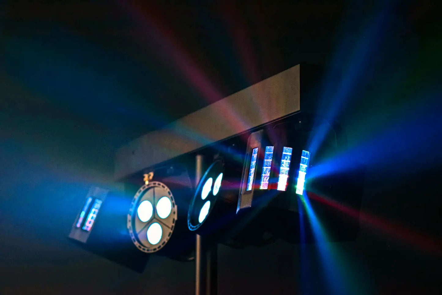 QTX Rechargeable LED Derby PAR Bar with Tripod