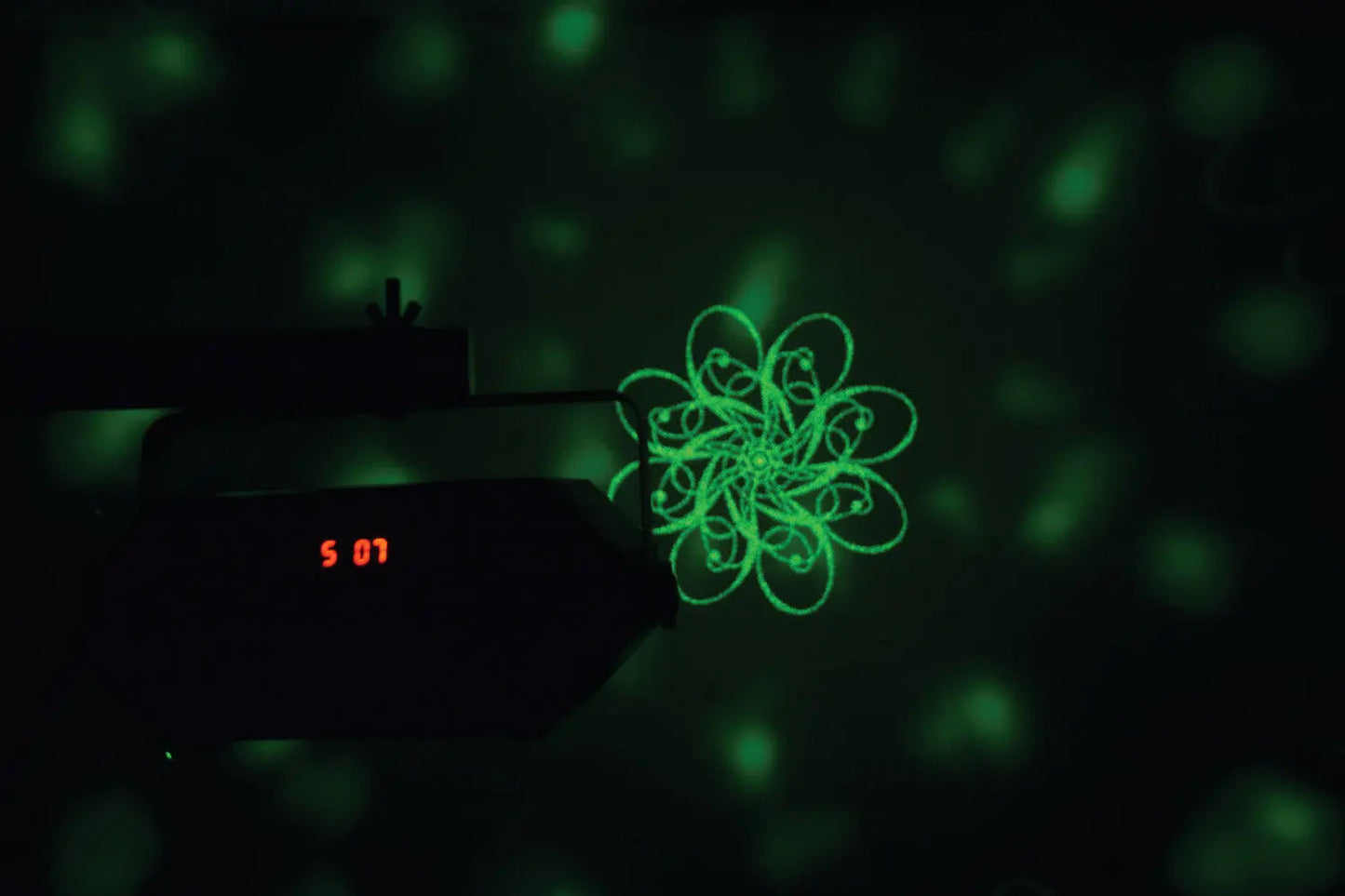 QTX Tetra LED Moonflower + Wave + Strobe/UV + Laser Effect