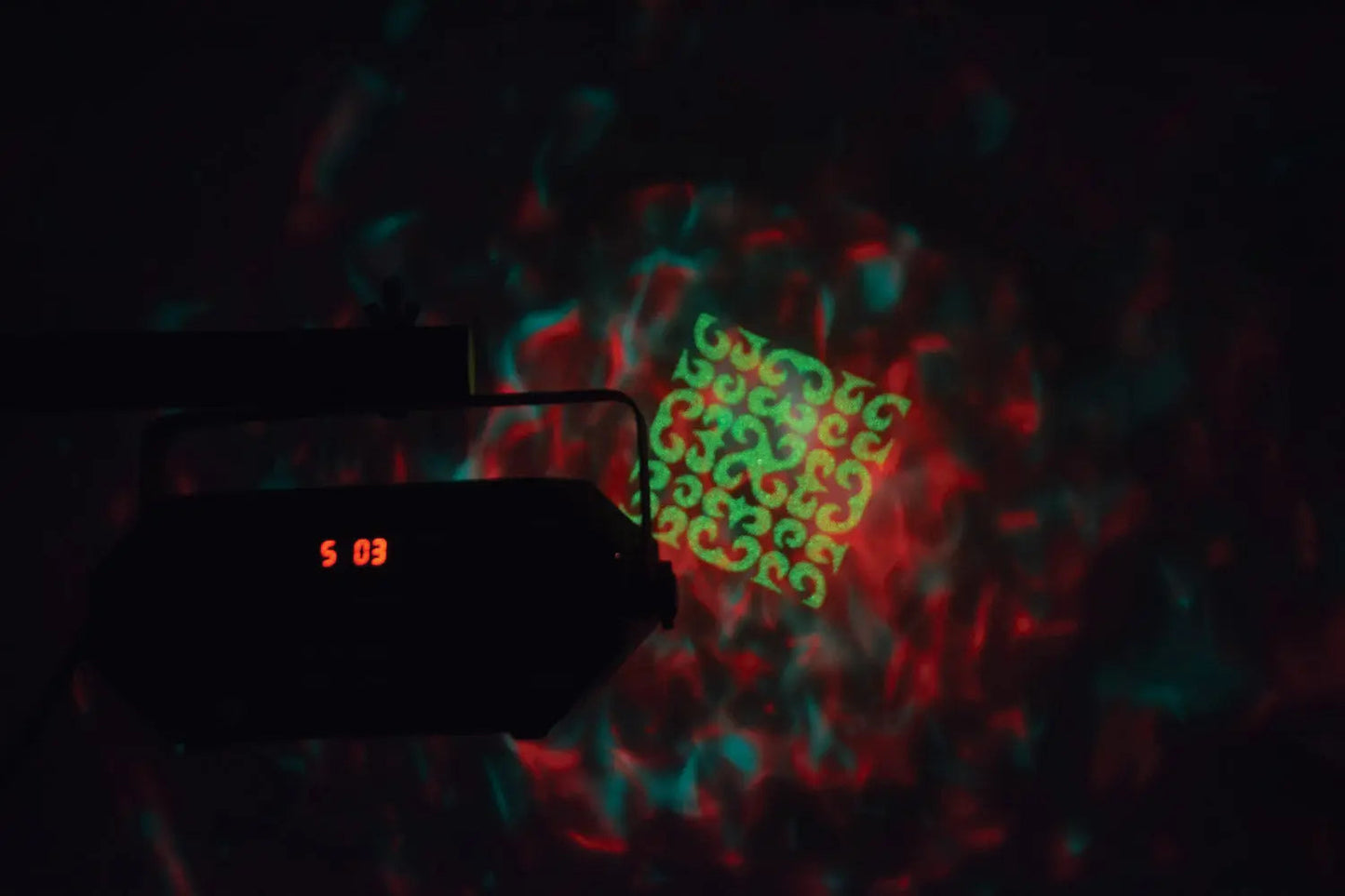 QTX Tetra LED Moonflower + Wave + Strobe/UV + Laser Effect