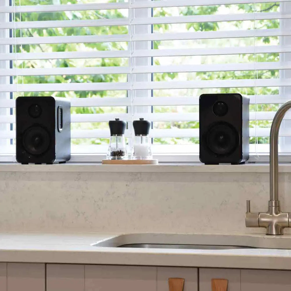 AV Link Active Bluetooth Bookshelf Speakers Black